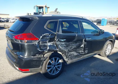 2017 Nissan Rogue Sv z USA, uszkodzony, nr VIN KNMAT2MT8HP589281